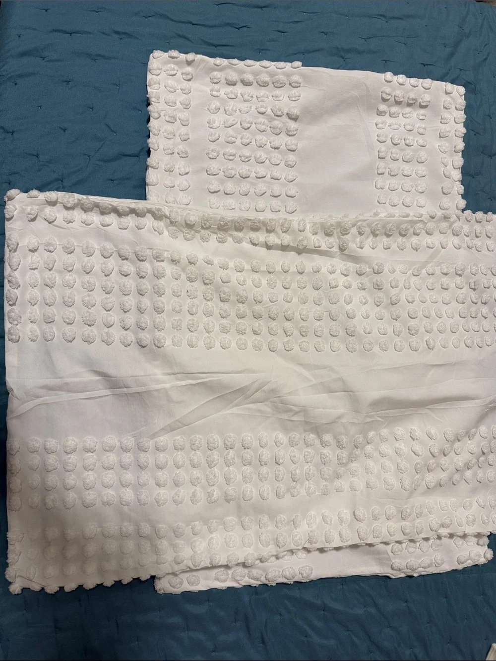 Pillow shams chenille